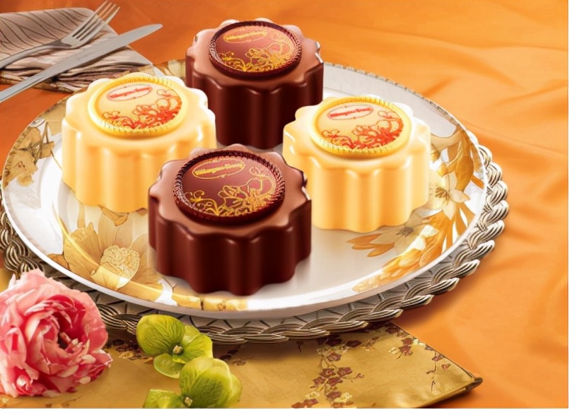 哈根达斯泡泡玛特冰淇淋月饼,哈根达斯冰淇淋月饼网易严选