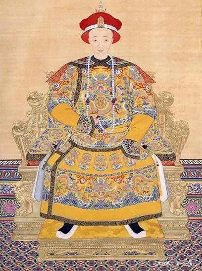 王者风范茶叶价格,龙润普洱生茶顶级老茶饼