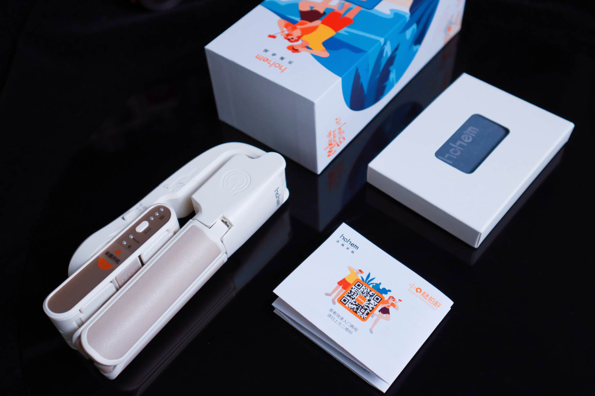 这才是自拍杆的完美形态，它就是浩瀚卓越小Q稳拍杆，不服来战