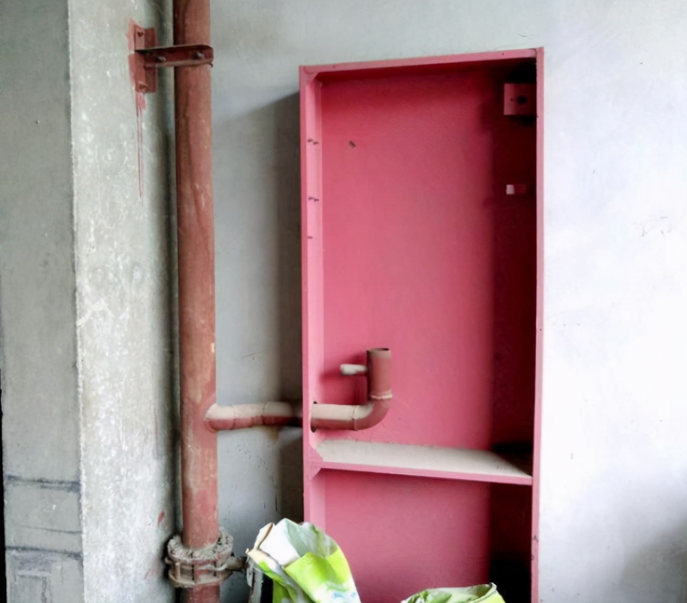 折腾十年，买了烂怂江林新城，但娶了好媳妇