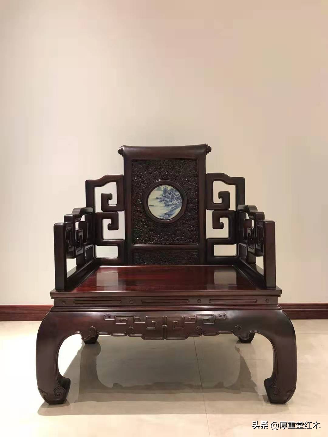 红木家具适合在潮湿的环境吗,红木家具防潮的最佳方法