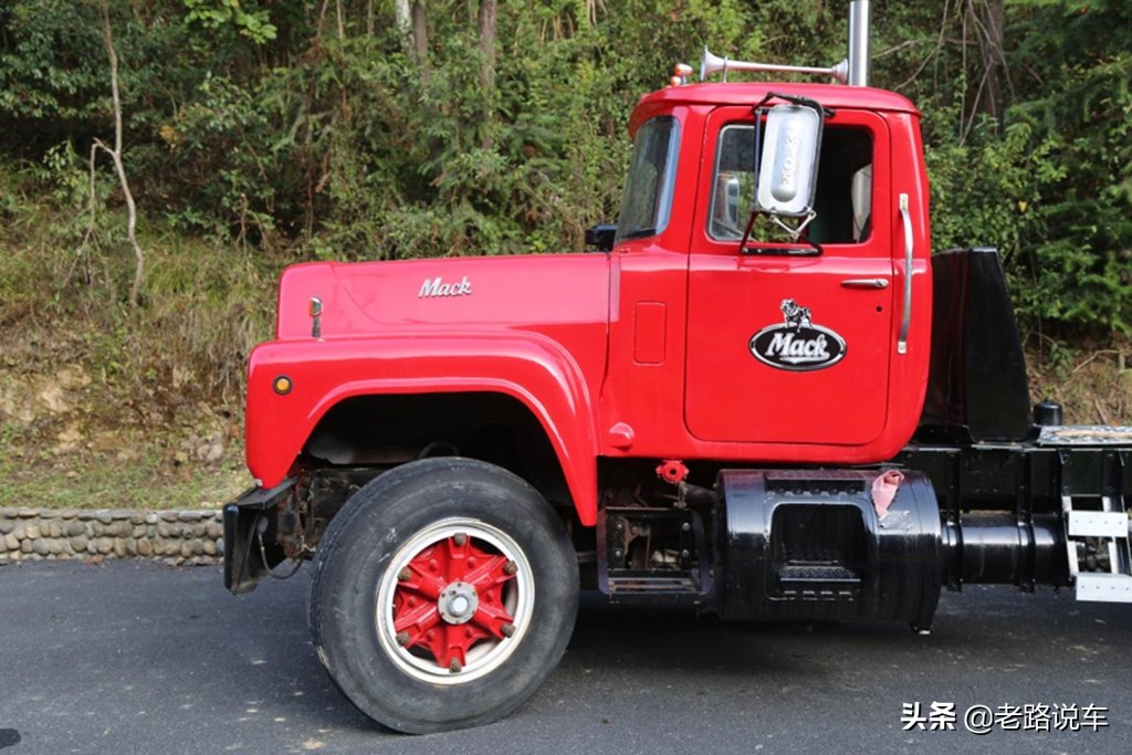 马克r685卡车,马克重型8x8卡车