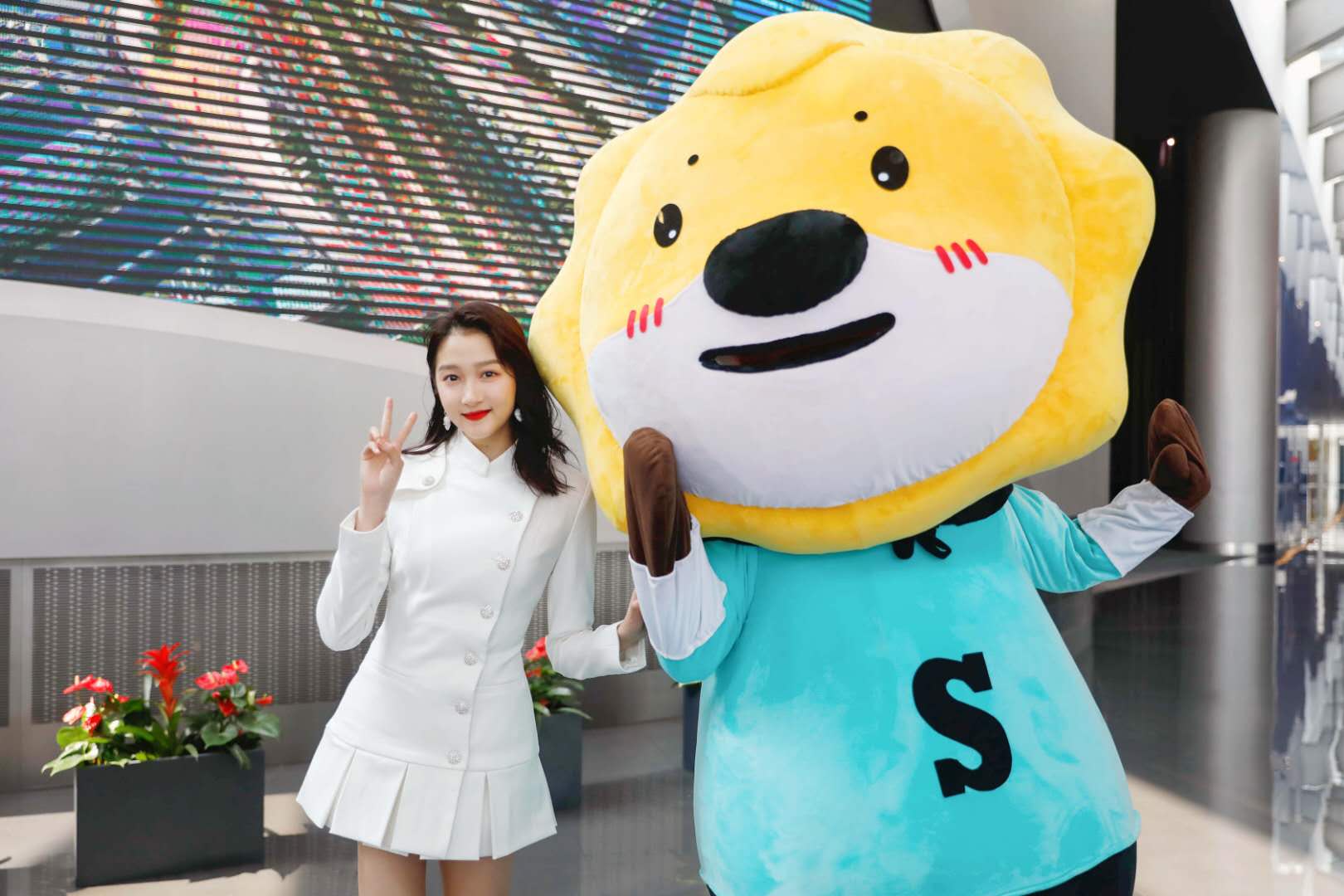 关晓彤直播卖货苏宁,关晓彤直播卖货完整版