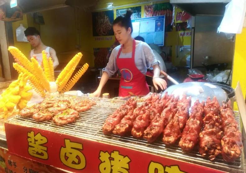 寻梦云水谣，探访福建南靖土楼，漫步厦门大学