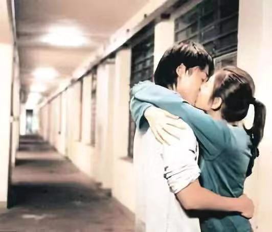 林峰家庭背景显赫,李嘉诚和林峰什么关系