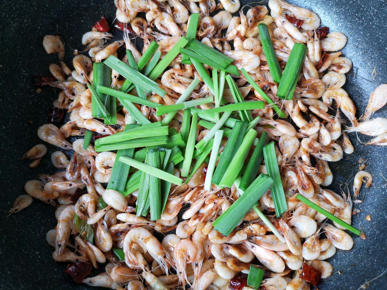 为什么小河虾补钙效果比大虾好,小河虾怎么做最营养