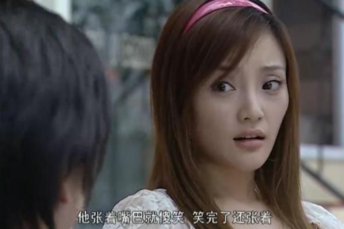 杨幂vs李小璐,杨幂和李小璐的照片对比