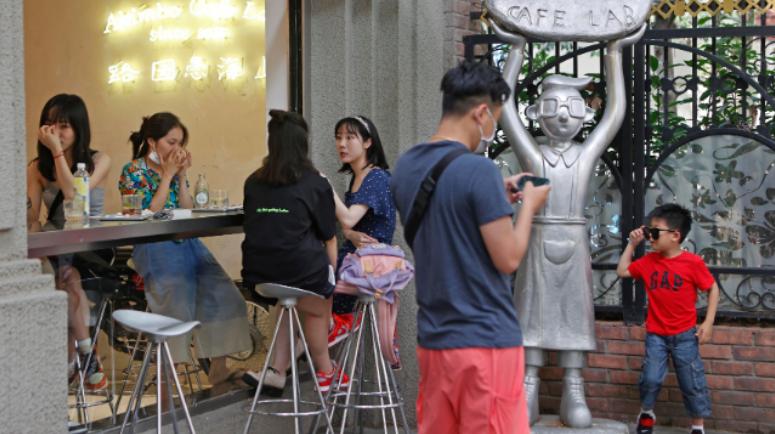 中国饮品江湖之新变化：青岛啤酒欧洲摘星海外咖啡洒满陆家嘴