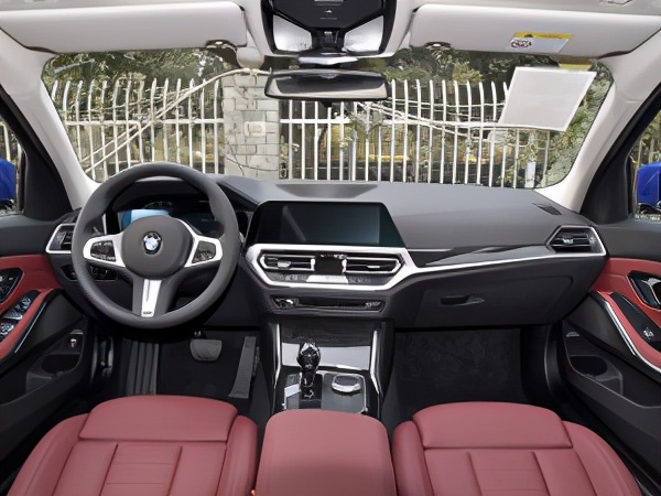 宝马320li和奥迪a4l买哪个比较好,宝马320li与奥迪a4l如何选择