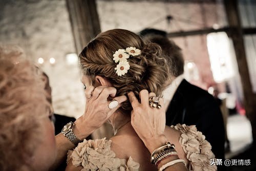 当你第一次去婆婆家婆婆不会做饭,如果你第一次去女生家要关注什么