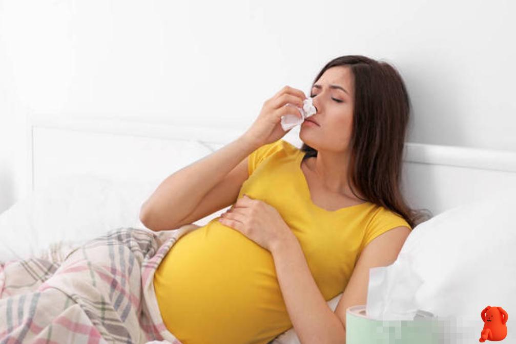 孕妈打喷嚏时胎儿会有什么反应,孕妈妈打喷嚏胎儿会什么反应