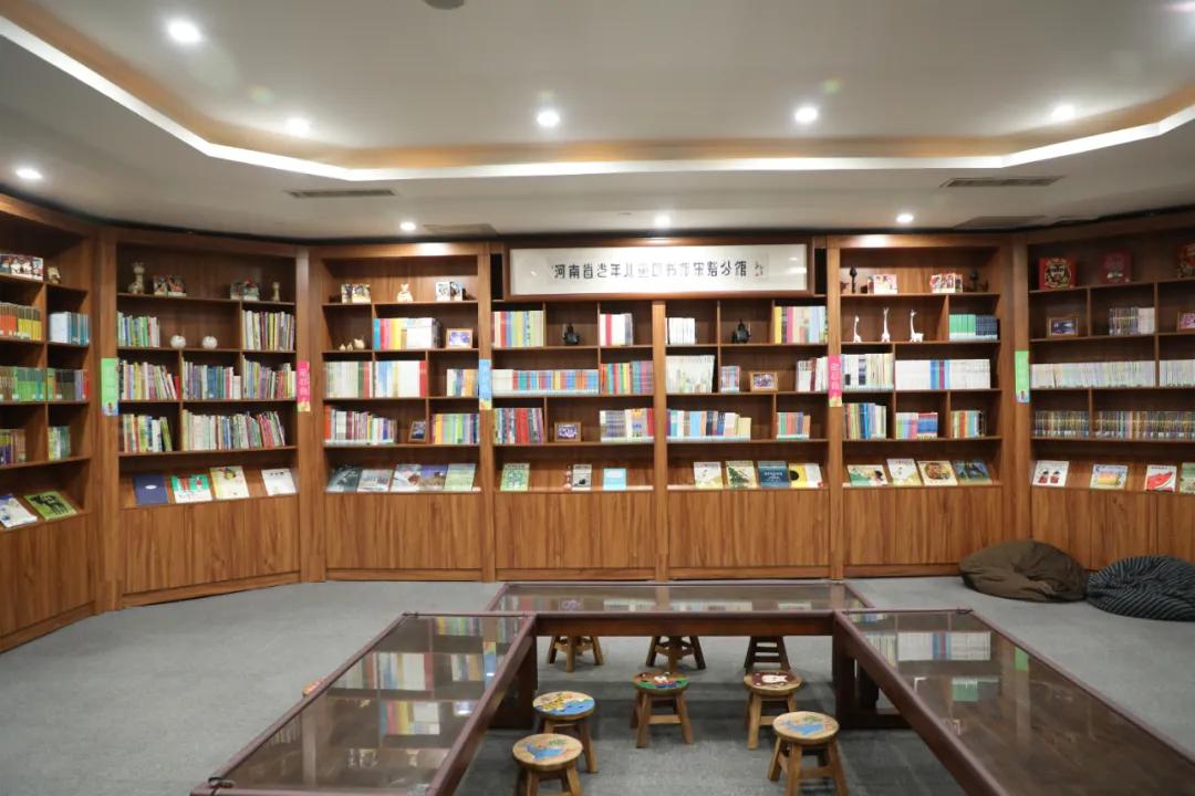 这家荣获“金樽奖”的酒店，实至名归，超多惊喜，客房+美食+商务+休闲+艺术……来了就不想走