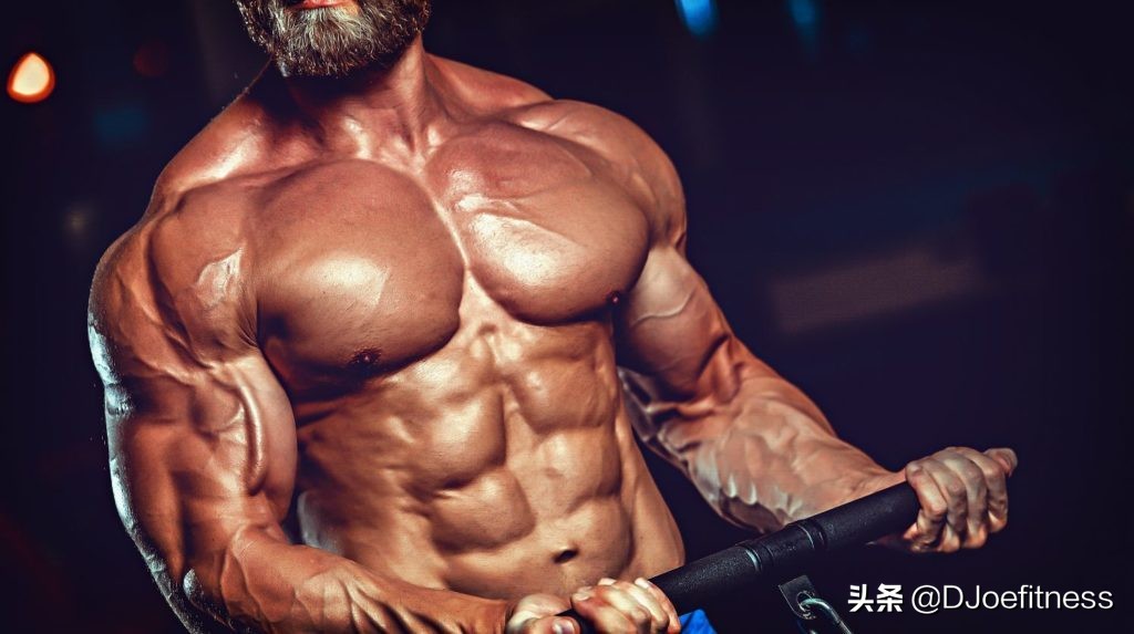 没有科技的健身达人,健美肩部肌肉