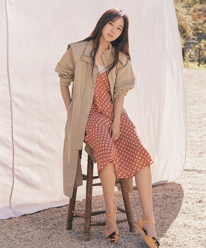 长相惊艳的女人穿搭技巧,显老的人如何穿搭女