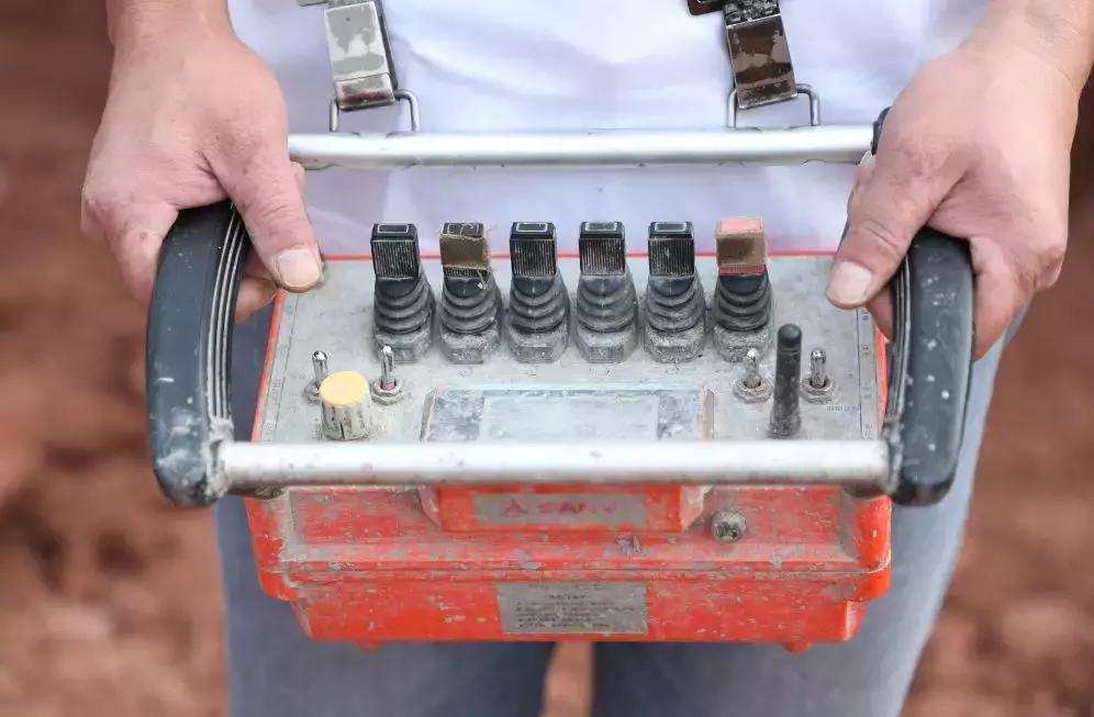 全网最火新农村搅拌市场致富神器,致富神器泵车