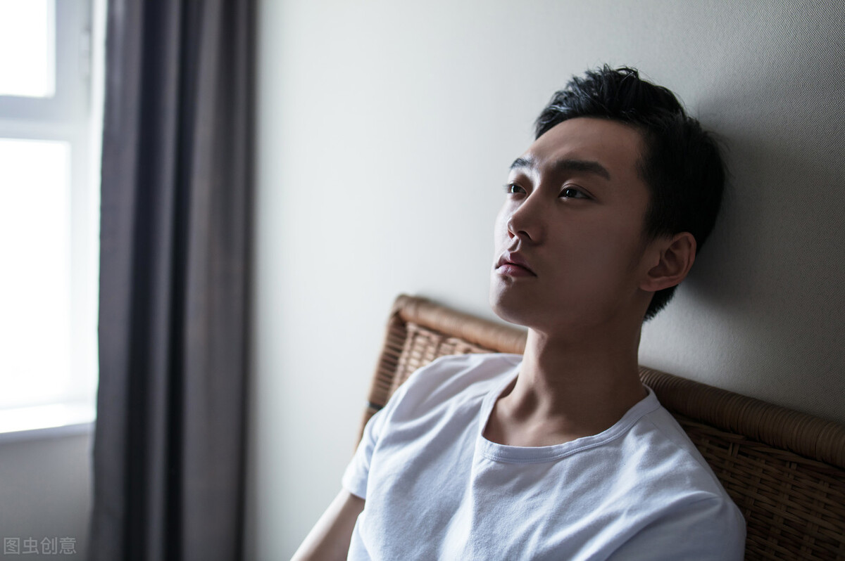 清明小长假，老婆娘家九口来我家聚会，结果把我两年的婚姻聚散了