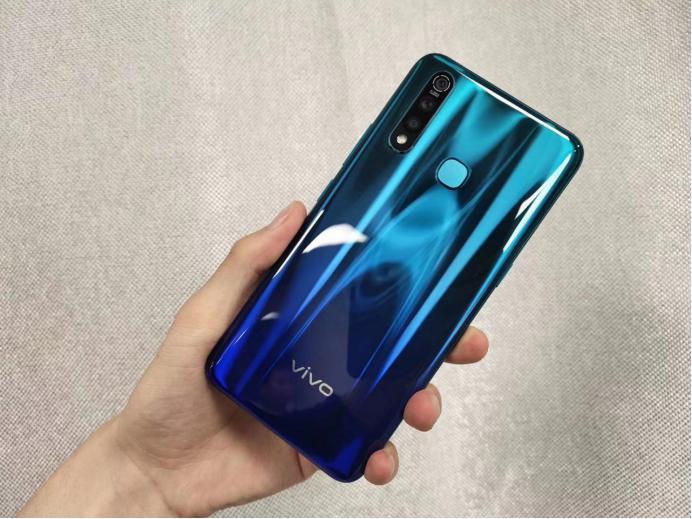 颜值高性价比高的手机,华为2000-3000左右手机推荐颜值高