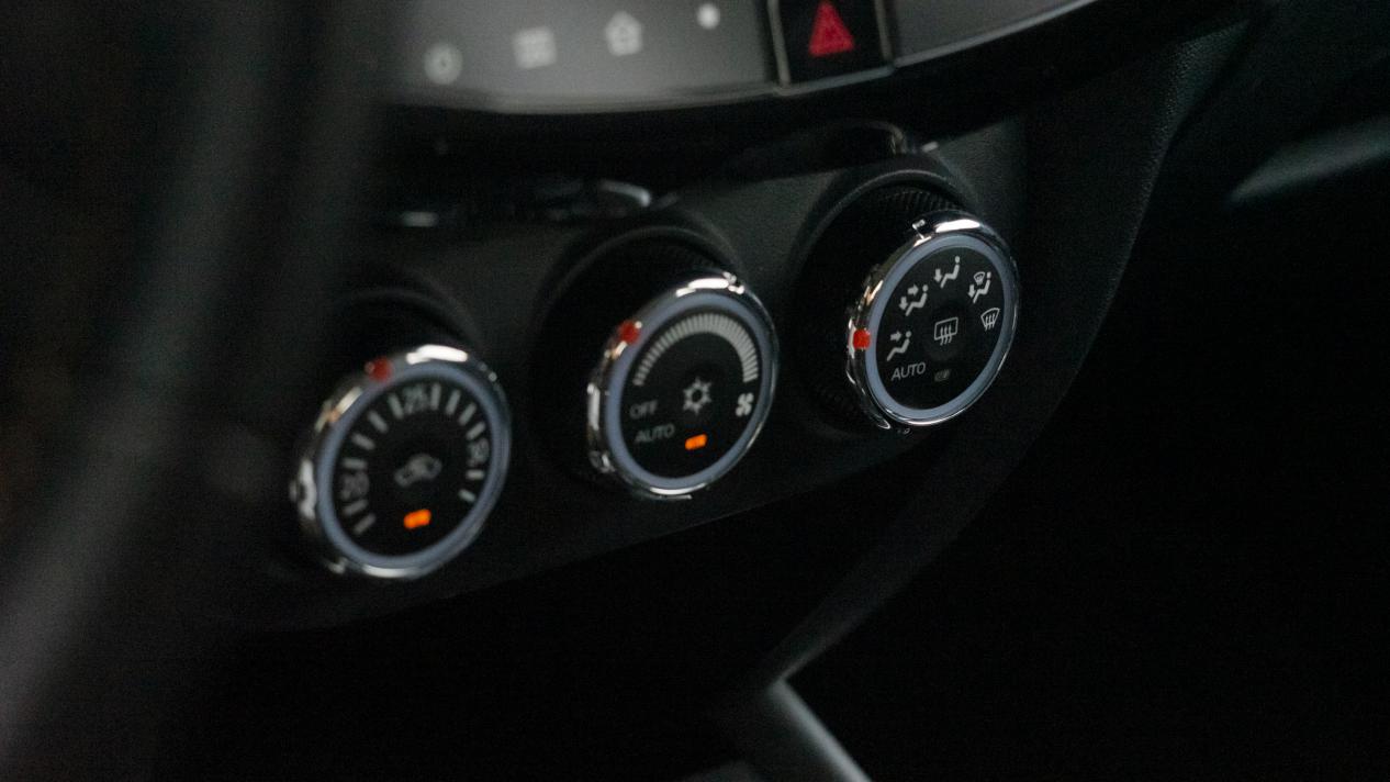 不要柔柔弱弱就要轰轰烈女汉子告诉你为啥选劲炫