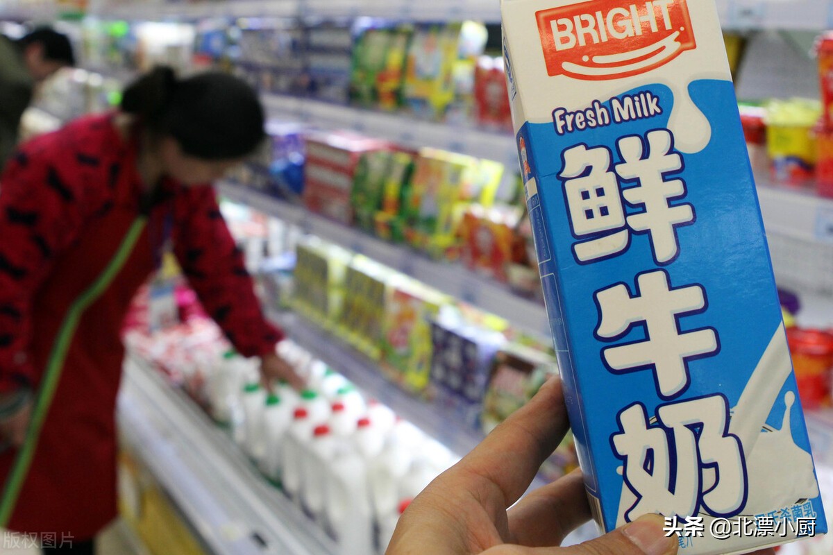选购牛奶的基本常识,选购牛奶8大常识选出放心奶