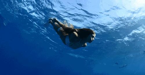 游泳怕水怎么办视频,游泳怕水浮不起来怎么办