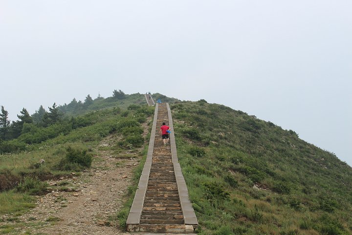 山顶与山脚不一样的风景与心境,山顶与山脚风景各不同