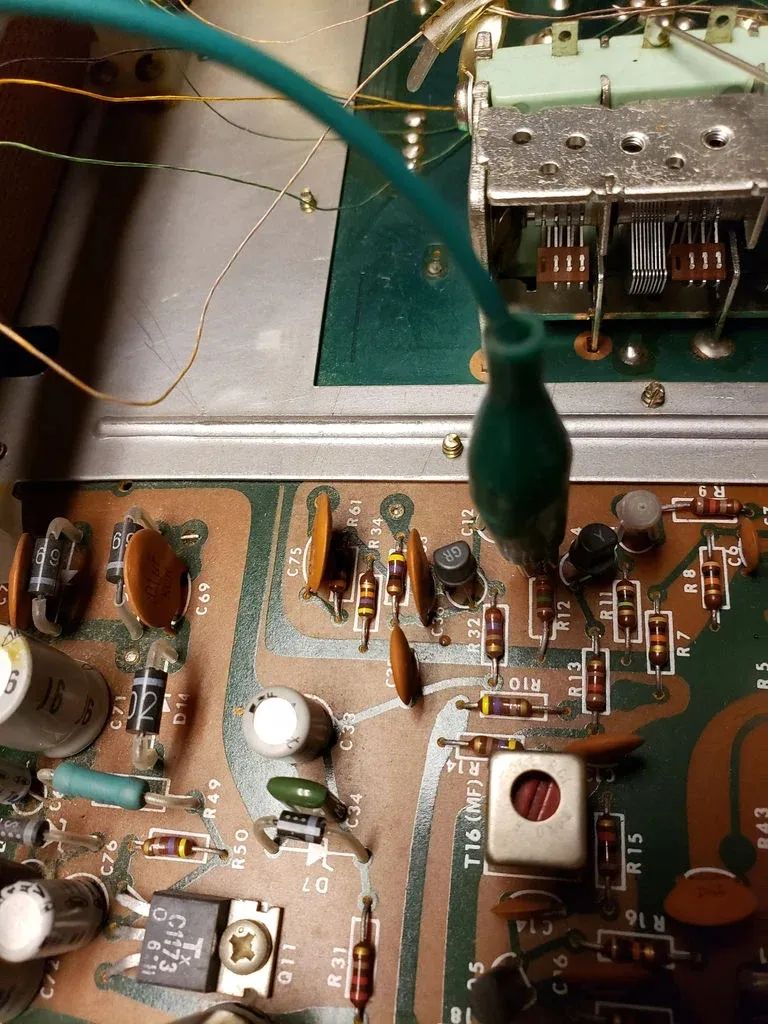 「火腿DIY」读取变频振荡器减去中频|将老短波收音机数字化改造