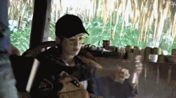 女人过40，建议出门戴帽子，既防晒又减龄，45像35，时髦又有档次