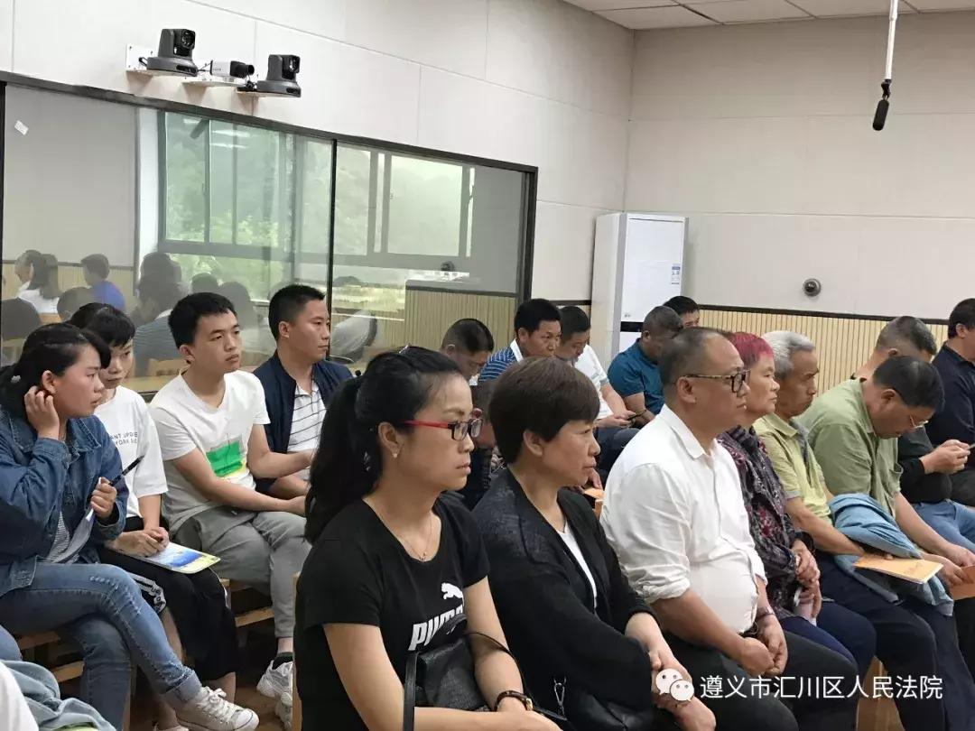 开庭对方没来怎么判决,开庭时被告没来如何办理