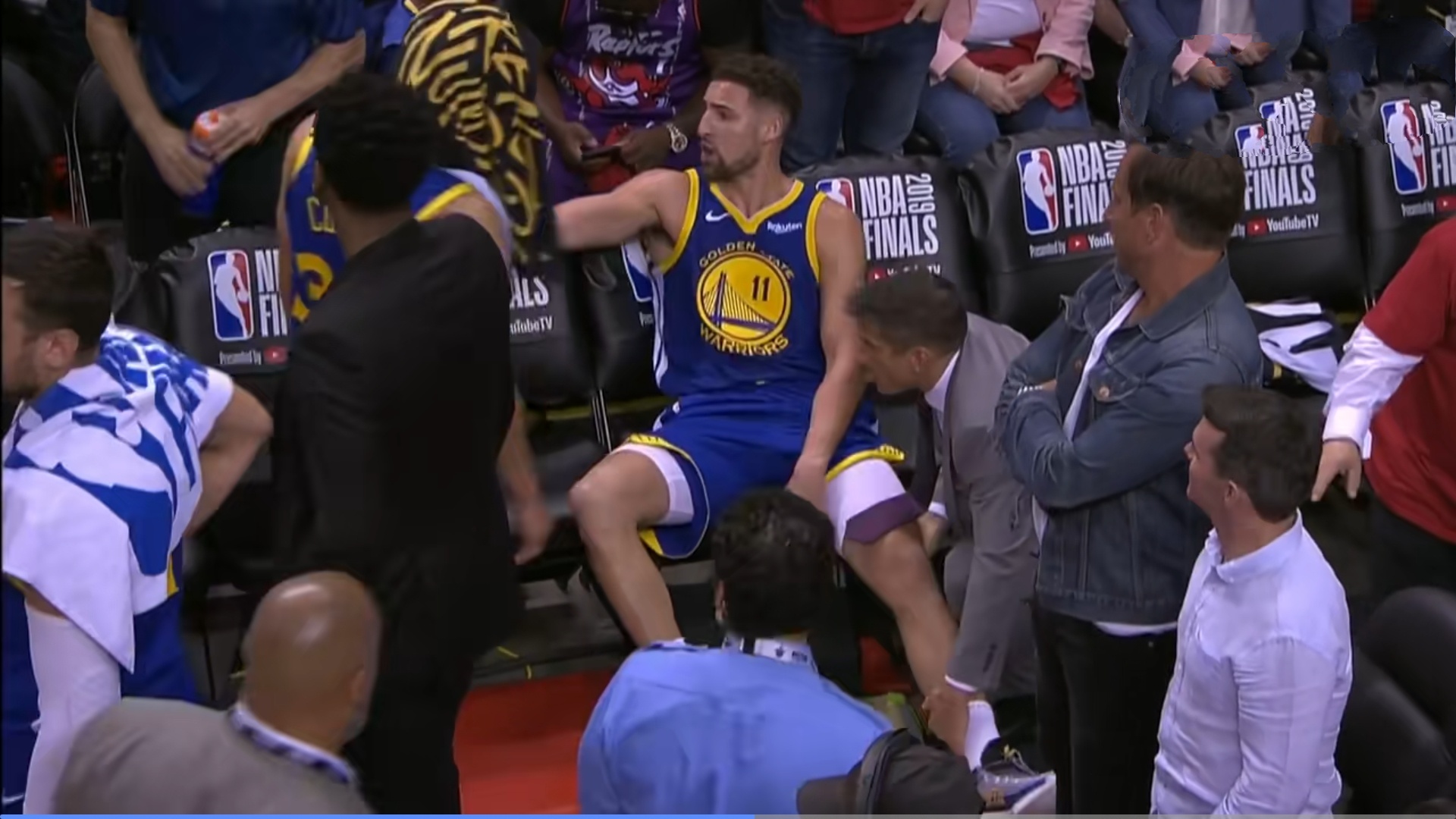 汤普森伤了库里的反应,汤普森腿部肌肉恢复