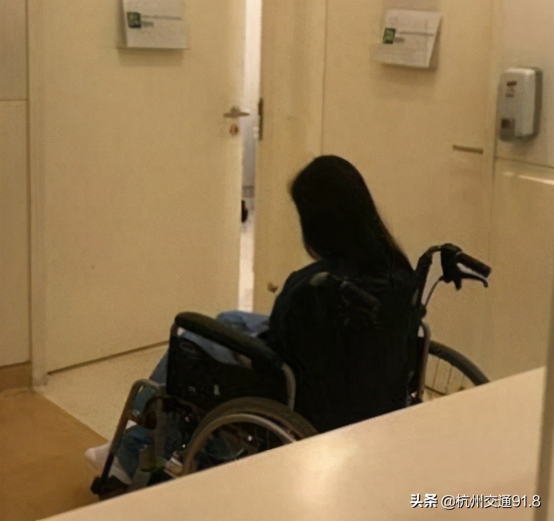 因为脚气！杭州女白领送医救治十几天