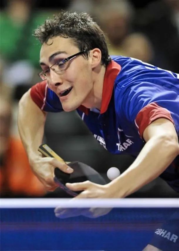 比赛还能尬舞，33个珍贵镜头，记录下这些赛场怪异瞬间