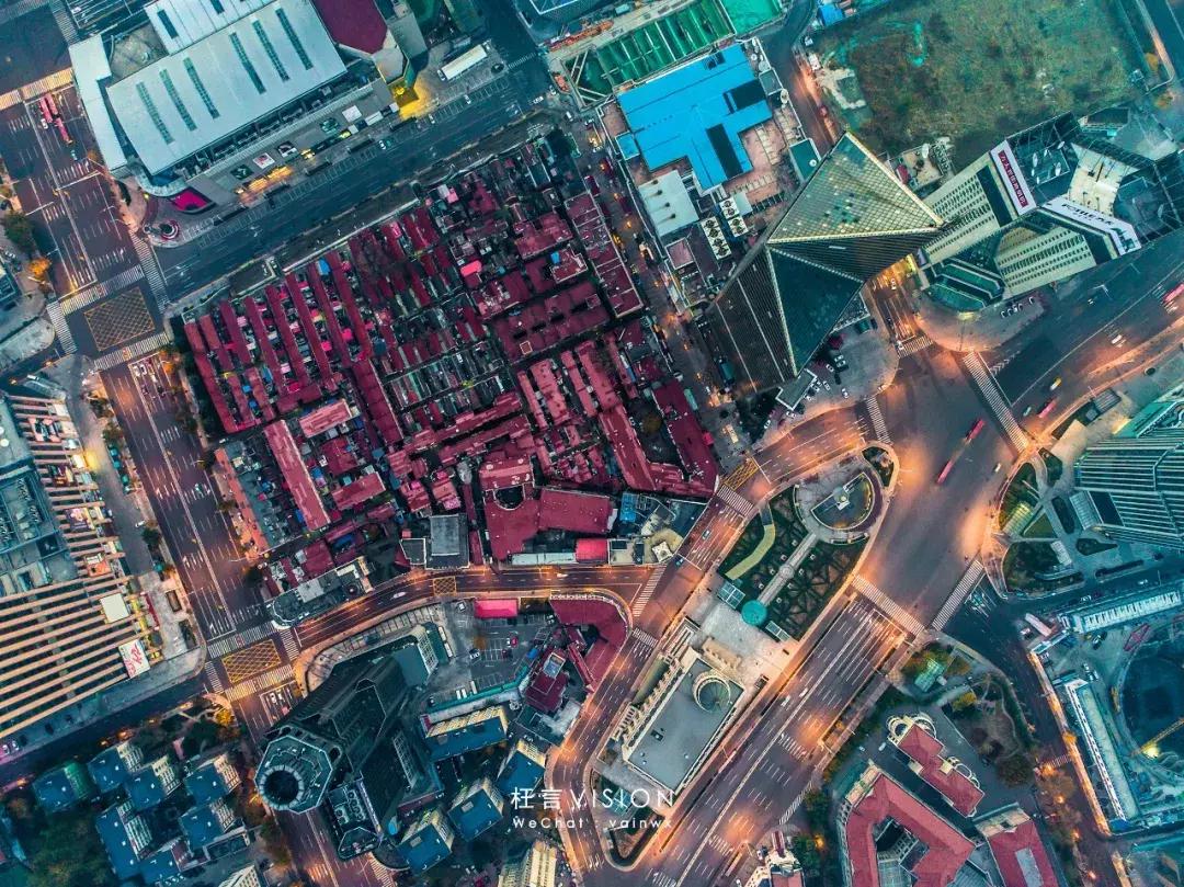 小白楼是指哪个楼,什么叫小白楼