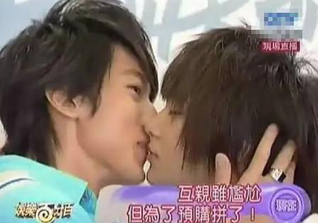 “不落幕”的飞轮海：打感情牌屡试不爽，炒老梗让他们越老越吃香