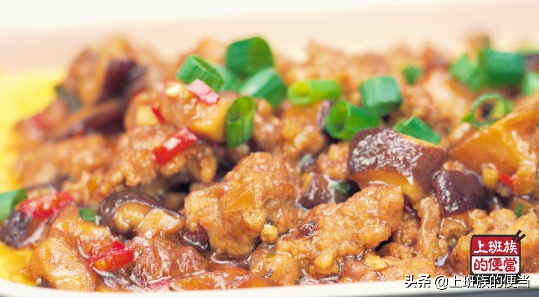 水蒸蛋怎么蒸得又嫩又滑,水蒸蛋加几倍水