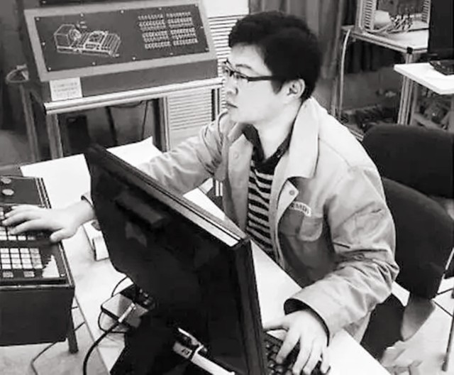 放弃北大的周浩现在干什么,北大退学转技师学院的周浩现状