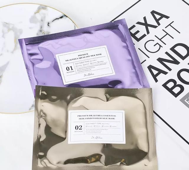 冬天需要一款超强补水面膜,一年四季都在做补水的女人