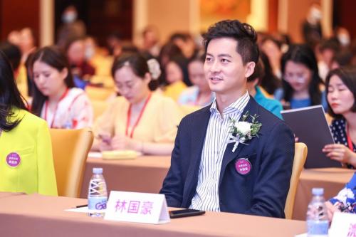 简爱格妮斯女装新款,简爱格妮斯女装