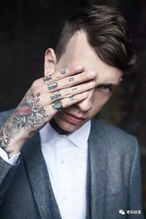 世界第一纹身模特,法国著名纹身模特