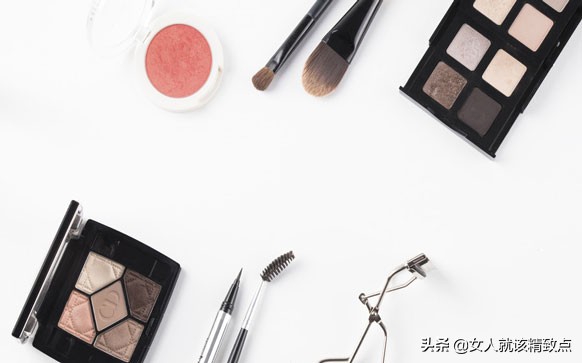 开化妆店在什么位置比较好,开化妆店怎么进货