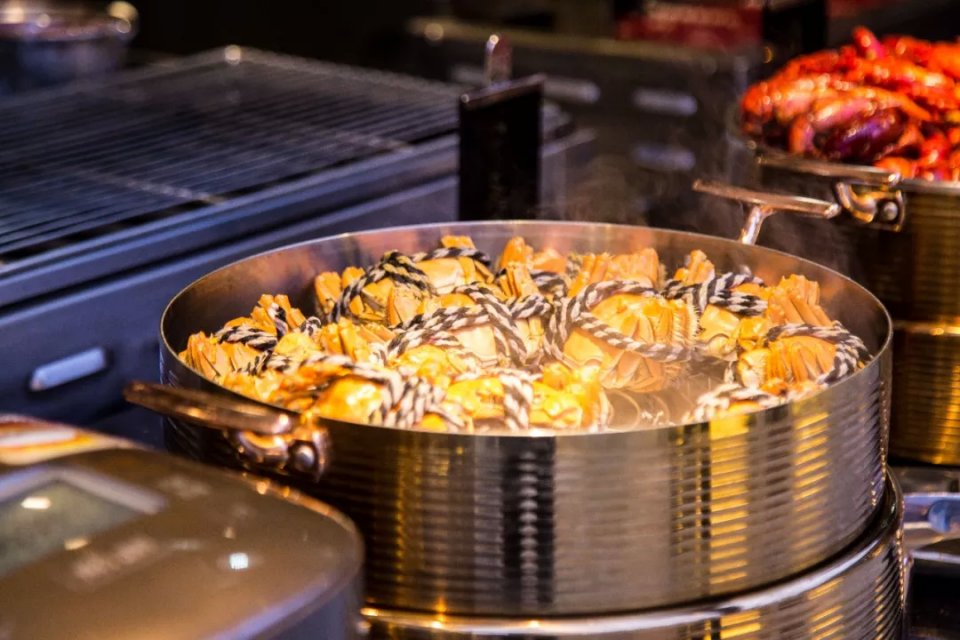 航母海鲜自助,陆家嘴自助帝王蟹