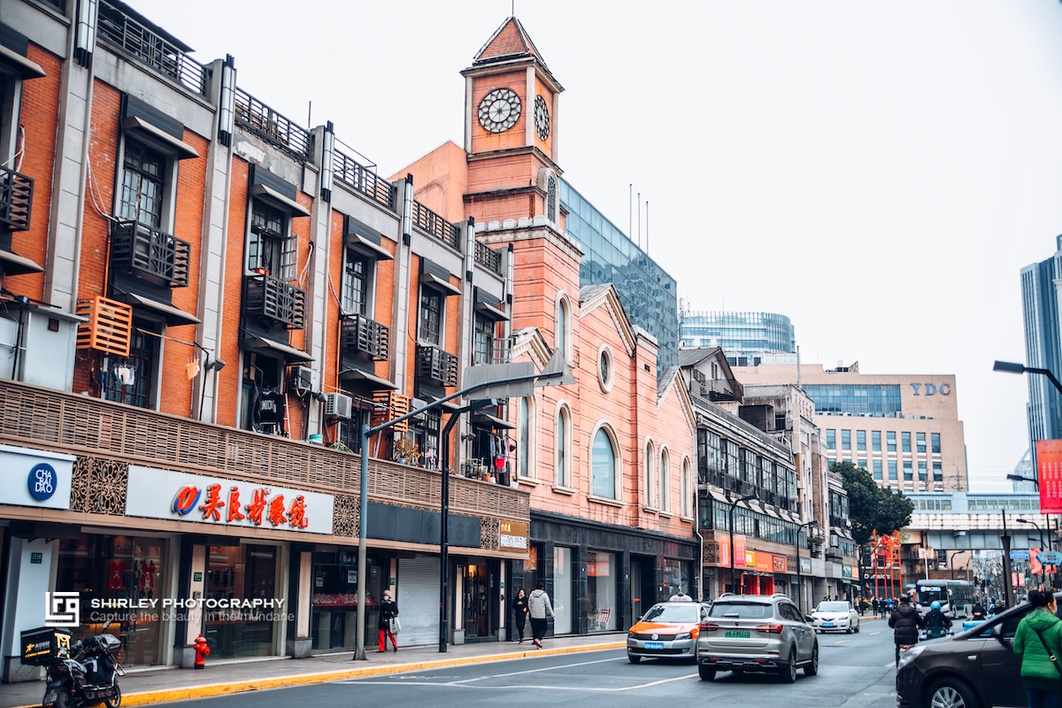 上海曾经的梅川路步行街,南京路是上海最知名的商业街