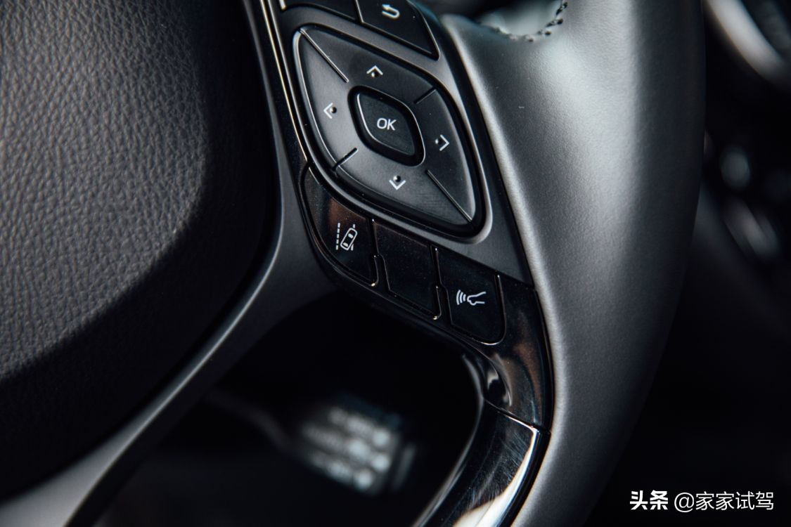 年轻人的第一辆suv选谁更合适,年轻人第一辆车推荐suv保值