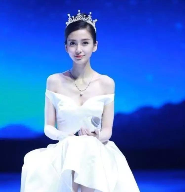 baby旧时模特照曝光,baby模特时期照片身材