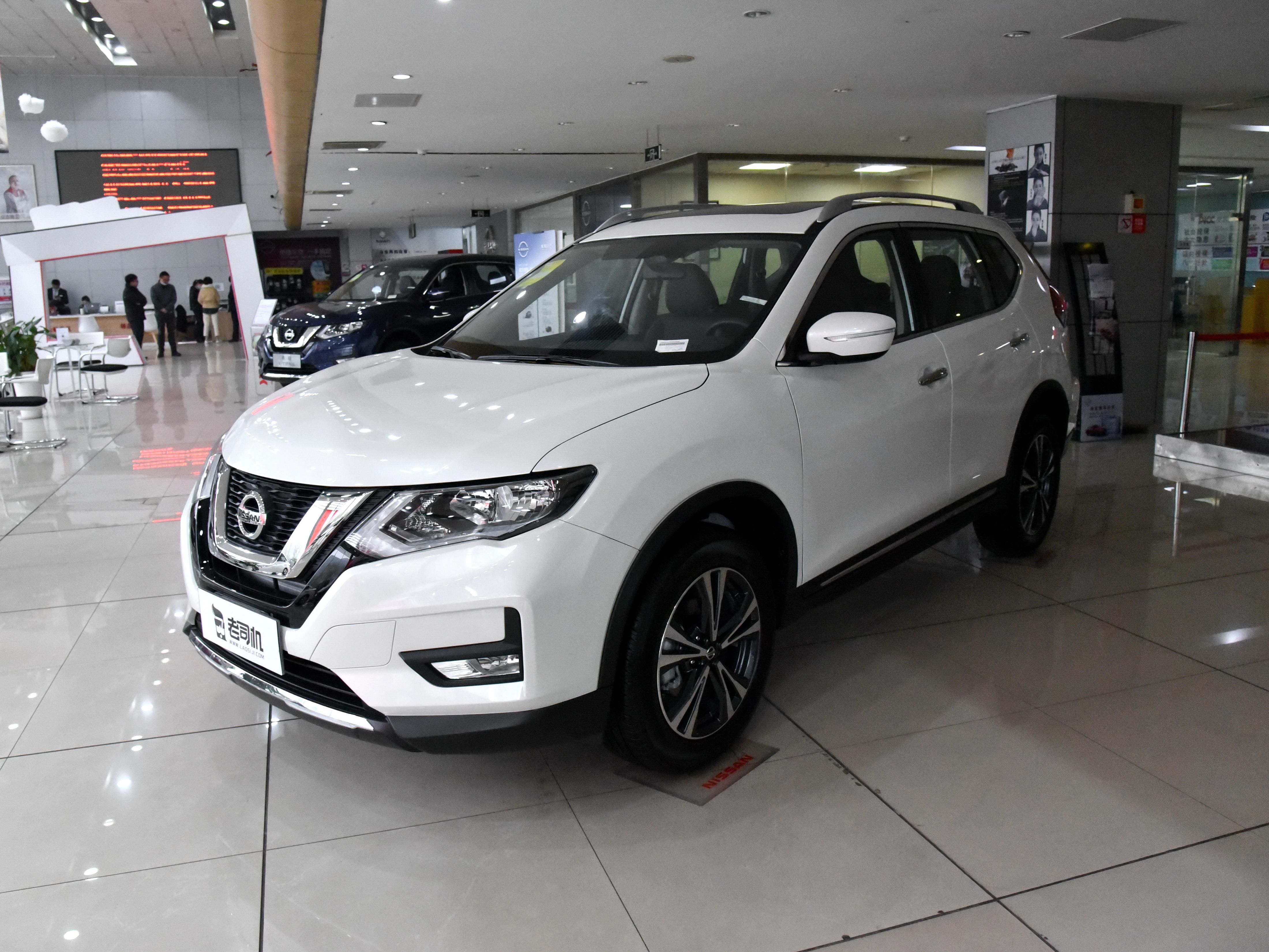 性价比最高的日系suv车奇骏,日产奇骏最便宜四驱suv车型