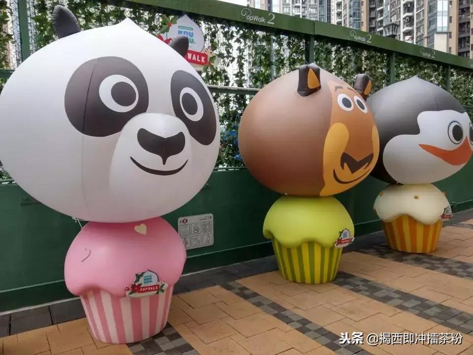 过分美丽！圣诞灯饰点亮香港：泰迪熊、比卡超、布丁狗陪你过圣诞