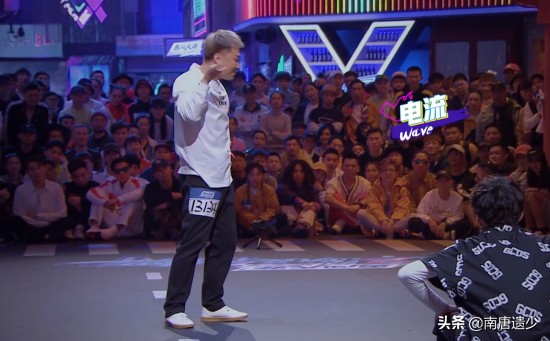 这就是街舞王一博排兵布阵 (这就是街舞2四个队友跳加速舞)