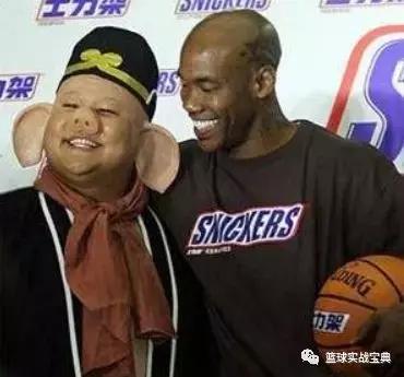 拒绝艾弗森，放弃执教国家队，马布里这一年的贡献却不输姚明