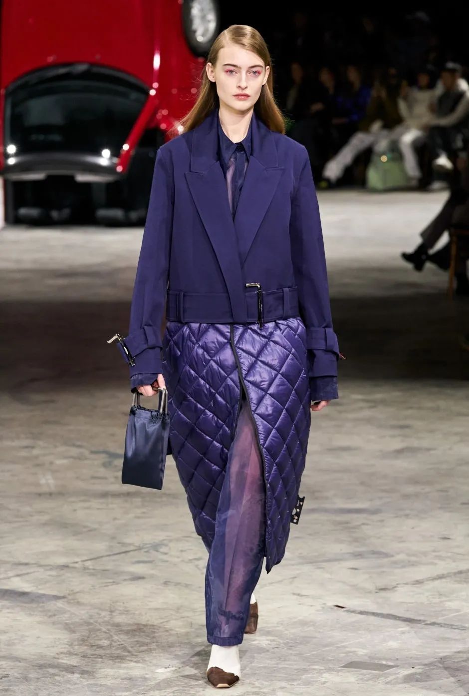 这件奶奶风的「绗缝棉袄」火了，看完我也很想买