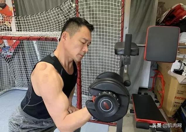 十八岁丁海峰照片,52岁丁海峰演武松打虎