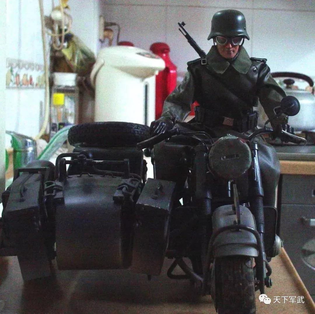 炸裂|没有什么坦克是“一拳”解决不了的*药弹**架瞬间爆炸